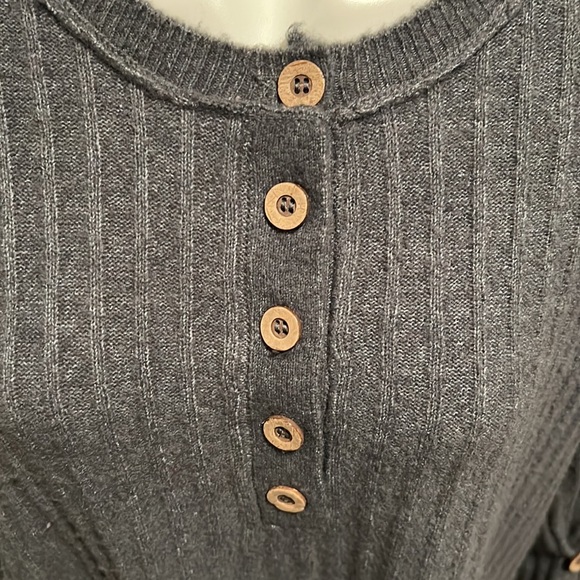 Free People Tunic Top - EUC - Picture 4 of 8